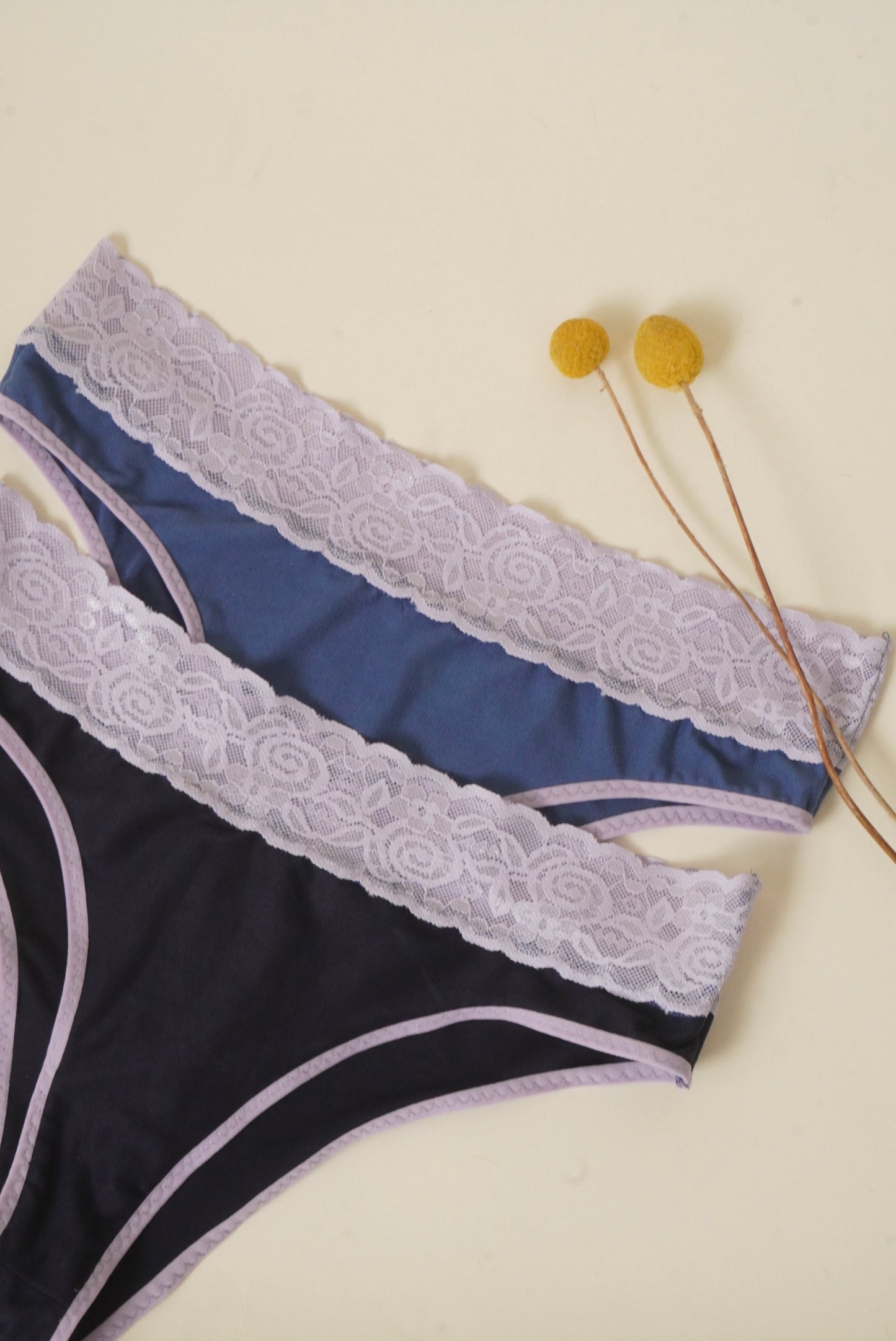 Lilazul Panty