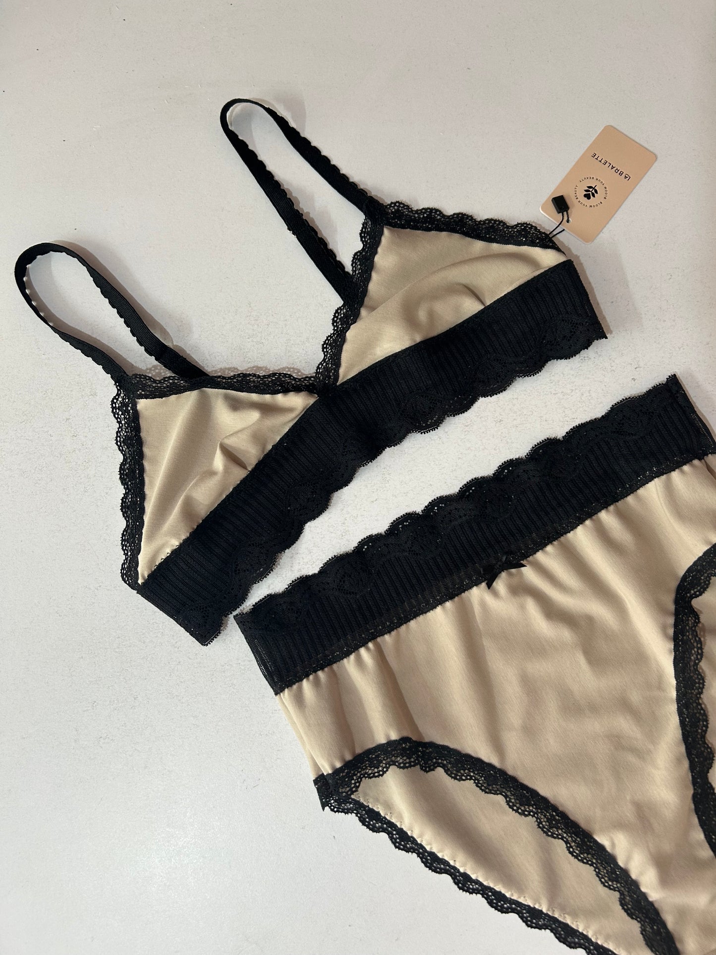 Venus Bralette