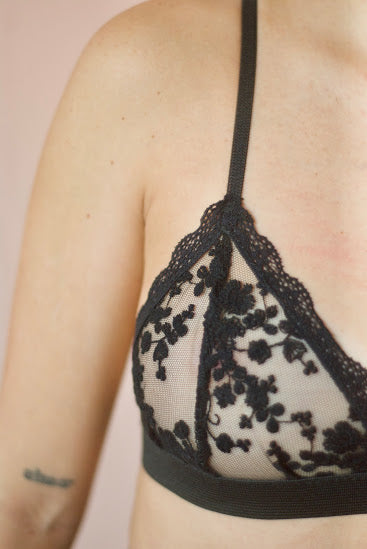 Nube Black Bralette