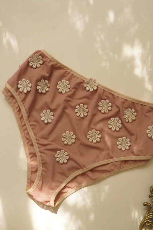 Daisies High-Med Panty