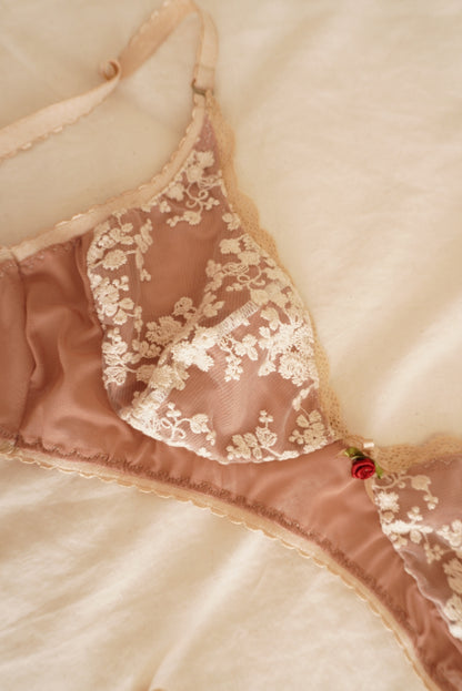 nube set brasiere + panty