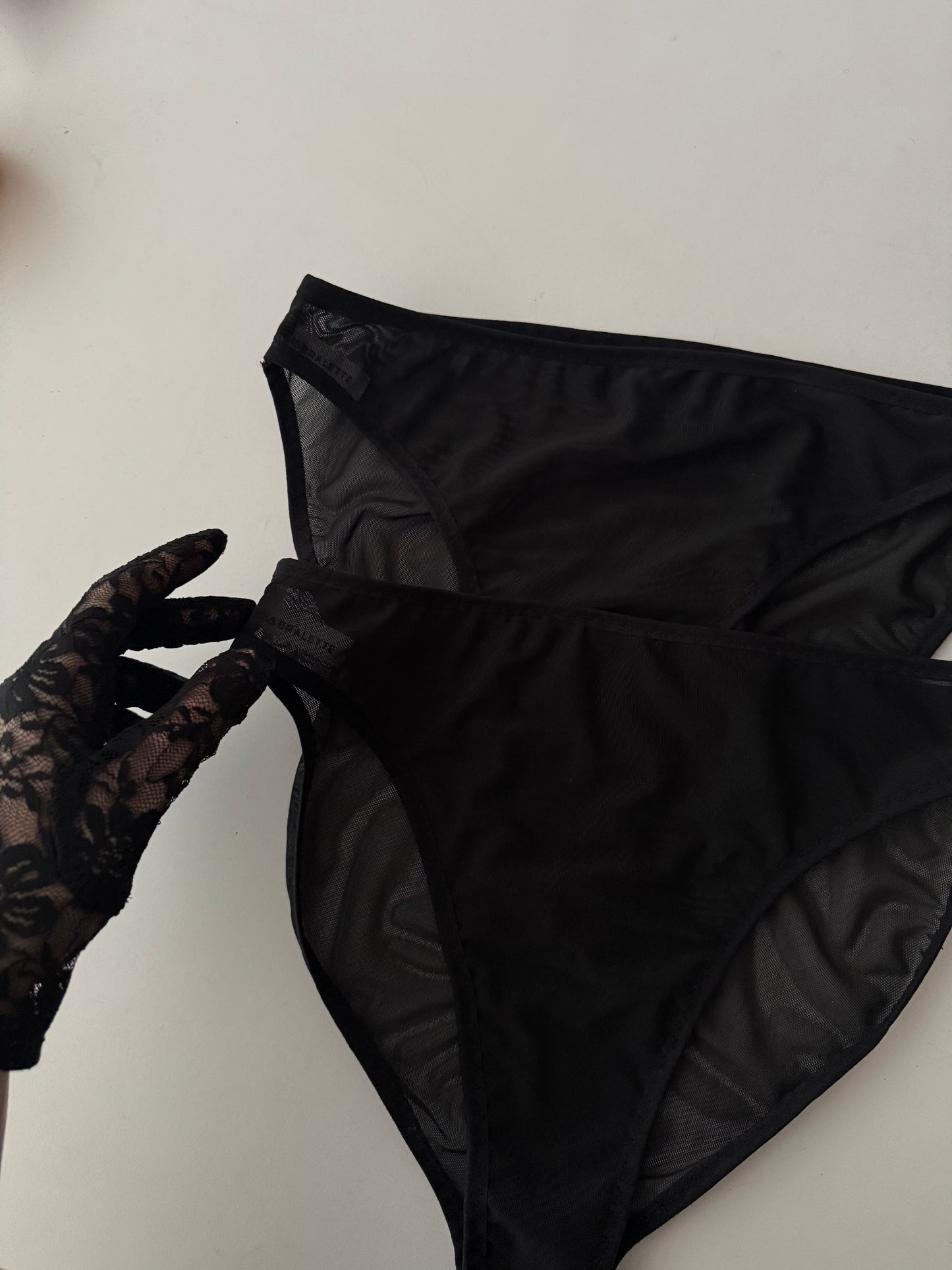 2 pack mesh panties