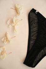 Cargar imagen en el visor de la galería, The Black Nude Panty